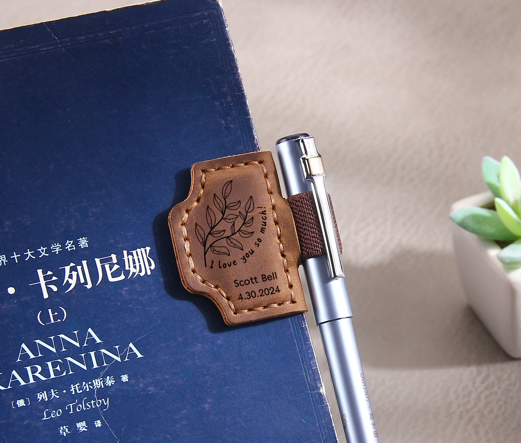 Personalised Leather Magnetic Pen Clip, Genuine Leather Pen Loop with Engraved Initials, Pen Holder for Travelers Notebook Journal Covers
