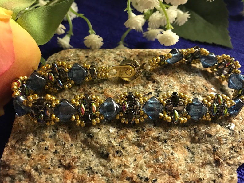 Tanzanite Color Silky Bead Stacking Bracelet