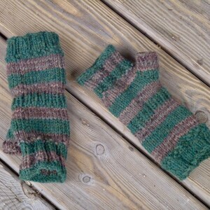 White Pine Hand-Knit Fingerless Wrist Warmer Gloves