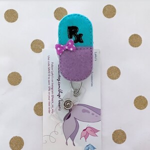 Pill badge reel- pharmacist reel- pharmacist badge-pharmacist gift-pharmacy tech reel badge- pharmacy tech gift