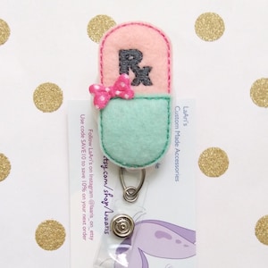 Pill badge reel- pharmacist reel- pharmacist badge-pharmacist gift-pharmacy tech reel badge- pharmacy tech gift
