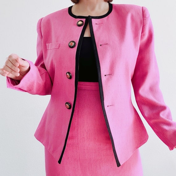 Vintage pink suit jacket/skirt - Gem
