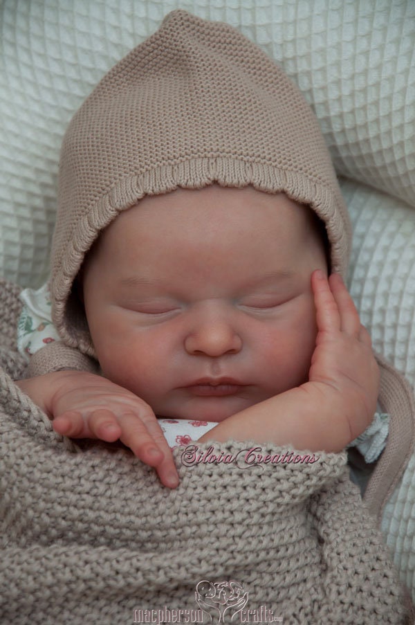 リボーンドールローラLAURA BY BONNIE BROWN