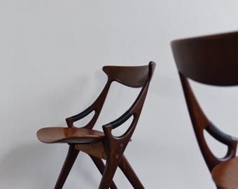 Par vintage de raras sillas de comedor danesas modelo 71 de principios de la década de 1950 de Arne Hovmand-Olsen para Mogens Kold
