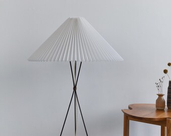Vintage 1950s Small Wire Hair Pin Tripod Floor Lamp with White Pleated Shade