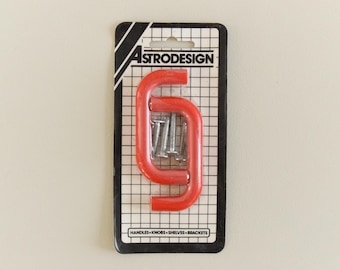 Vintage Pair of Red Plastic Cupboard / Drawer D Handles by Astrodesign