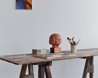 Mesa plegable rústica de madera estilo antiguo de antiguos rotulistas