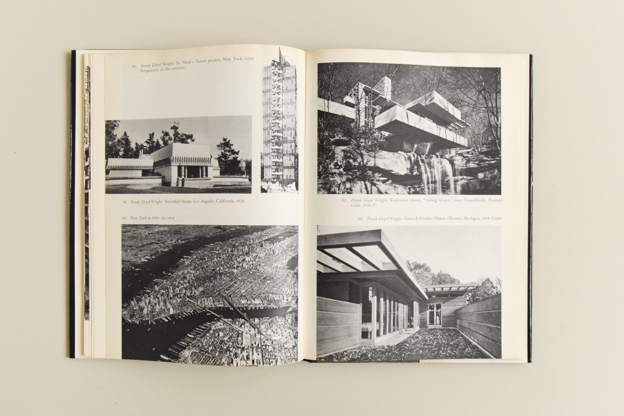 洋書 MODERN ARCHITECTURE byVincent Scully,Jr. Modern Architecture: Scully, Vincent: 9780807603345: Amazon