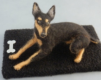 Pinscher needle felted dog replica miniature Pinscher black and rust dog remembrance gift dog loss memorial art pet portrait from photos