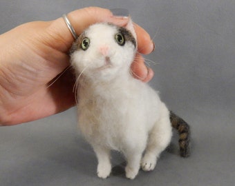 Needle felted cat replica white cat custom felted cat miniature white and black cat replica mini copy of my cat condolence gift flexible cat