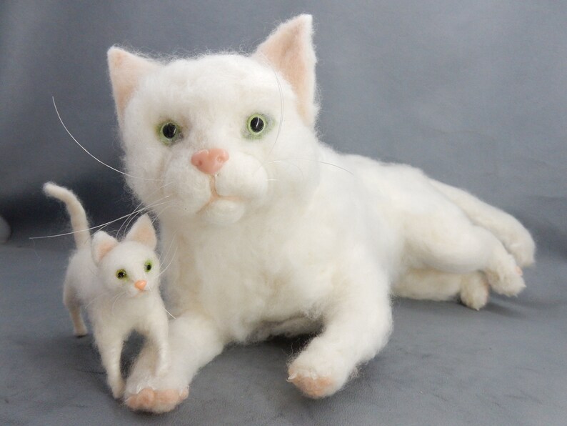 Needle felt cat replica white cat miniature custom felted cat soft sculpture short haired cat loss memorial custom cat effigy cat loss gift image 1