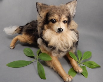 Chihuahua Tricolore: replica personalizzata di un cane in feltro ad ago da foto - Scultura flessibile