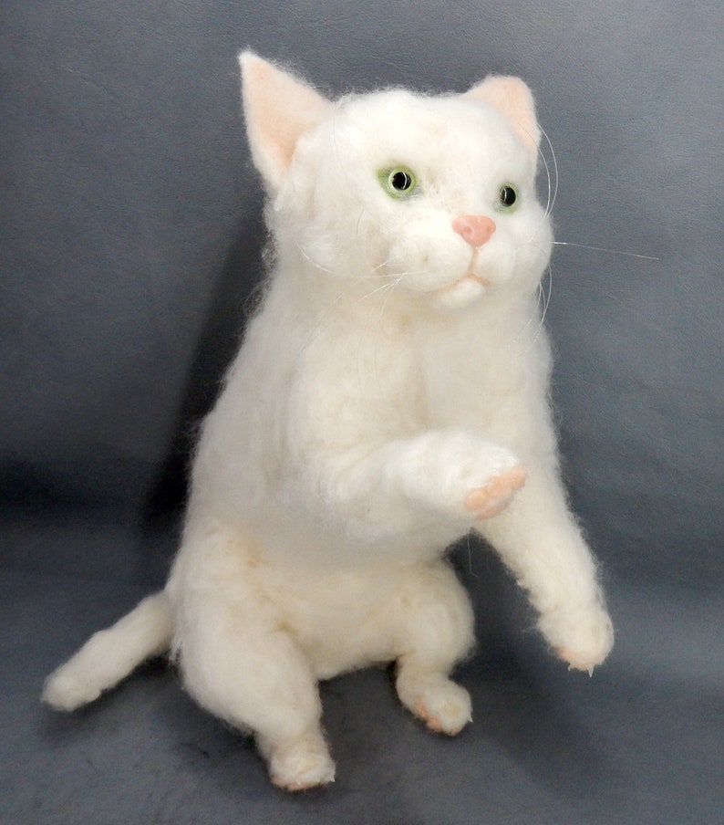 Needle felt cat replica white cat miniature custom felted cat soft sculpture short haired cat loss memorial custom cat effigy cat loss gift image 9