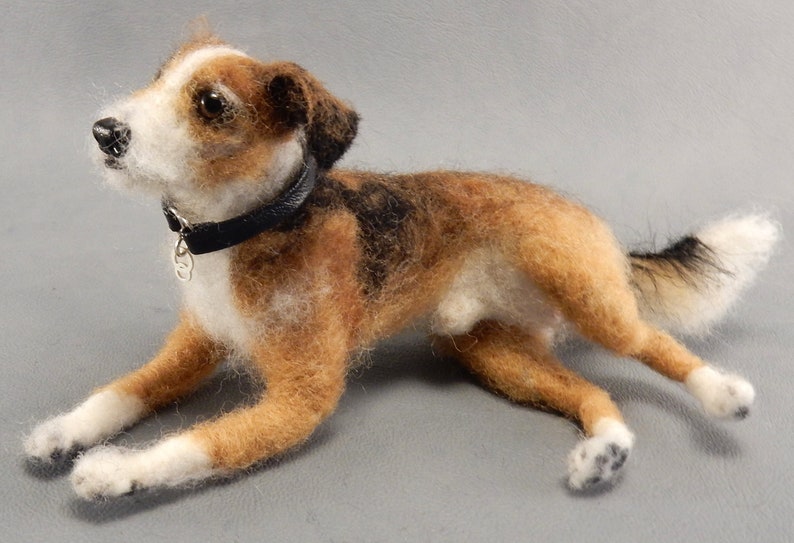 Drahthaar needle felted dog urn gift German Wirehaired Vizsla custom felt dog replica dog sympathy gift shorthaired Vizsla Kromfordl\u00e4nder