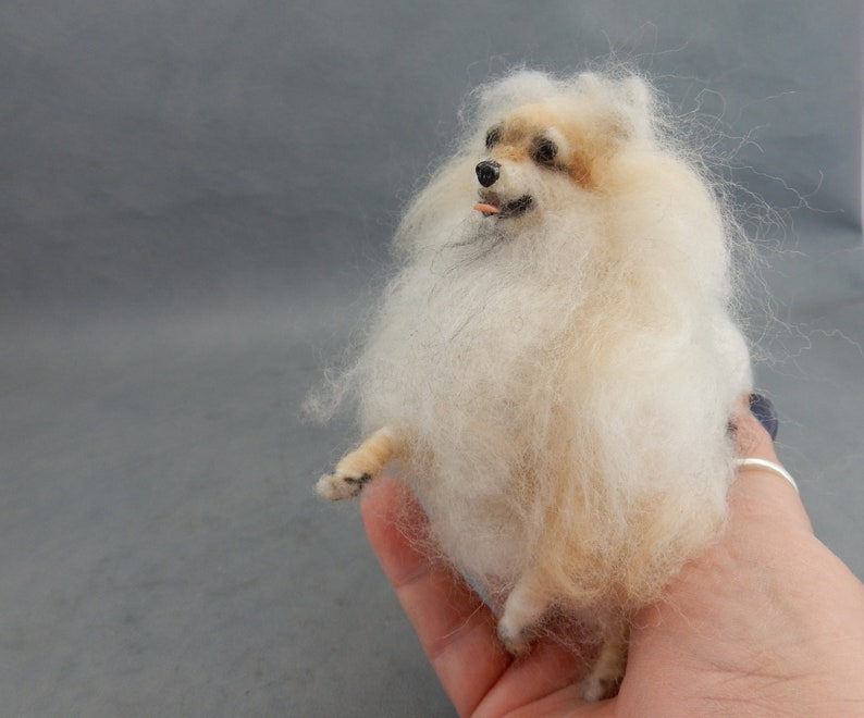 Spitz custom felted dog miniature Pomeranian look-alike custom dog replica needle felted dog soft sculpture dog remembrance dog keepsake image 2