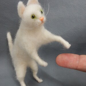 Needle felt cat replica white cat miniature custom felted cat soft sculpture short haired cat loss memorial custom cat effigy cat loss gift image 10