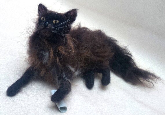 Maine Coon Cat Needle Felted Cat Miniature Custom Cat Loss Etsy Maine Coon Cat Needle Felted Cat Miniature Custom Cat Loss Etsy
