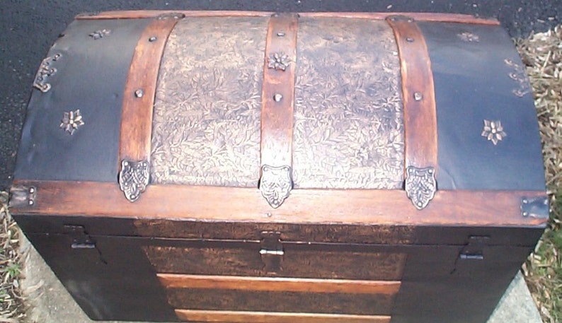 611 Tin Filigree Restored Antique Trunk Original Victorian | Etsy