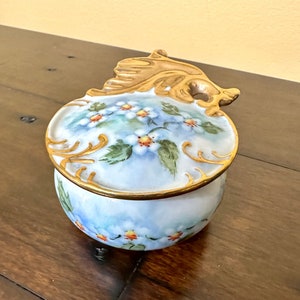 Sale: Porcelain Trinket Box