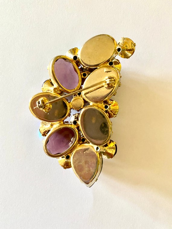 Vintage Purple Glass Brooch Gem
