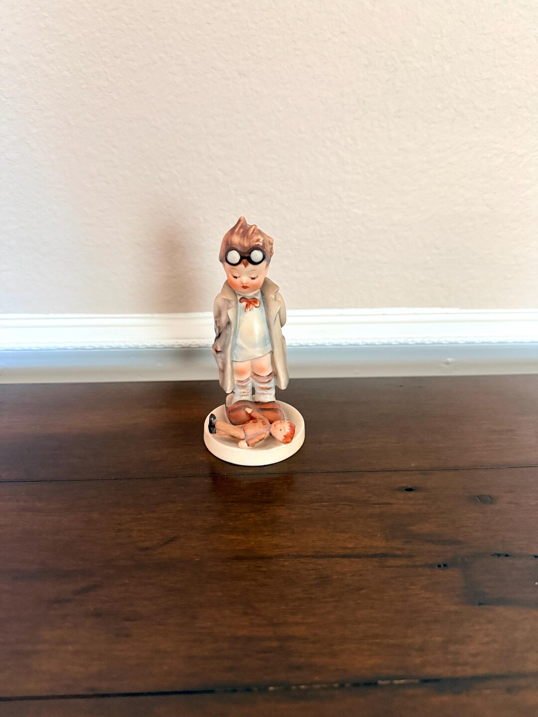 Goebel Hummel Doctor Figurine - Etsy