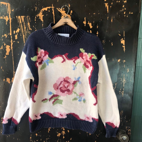 Vintage 90's Women's Navy and White with Floral D… - image 1