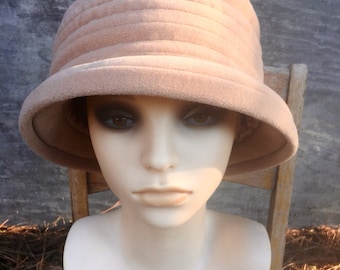 No Fear Bucket Hat Accessories Medium Beige Cream Vintage  display picture 3