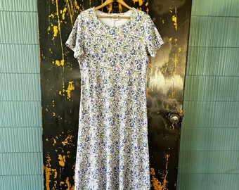 Vintage 90&#39;s Periwinkle with Purple Floral Babydoll Tshirt Maxi Dress by CMI size Medium