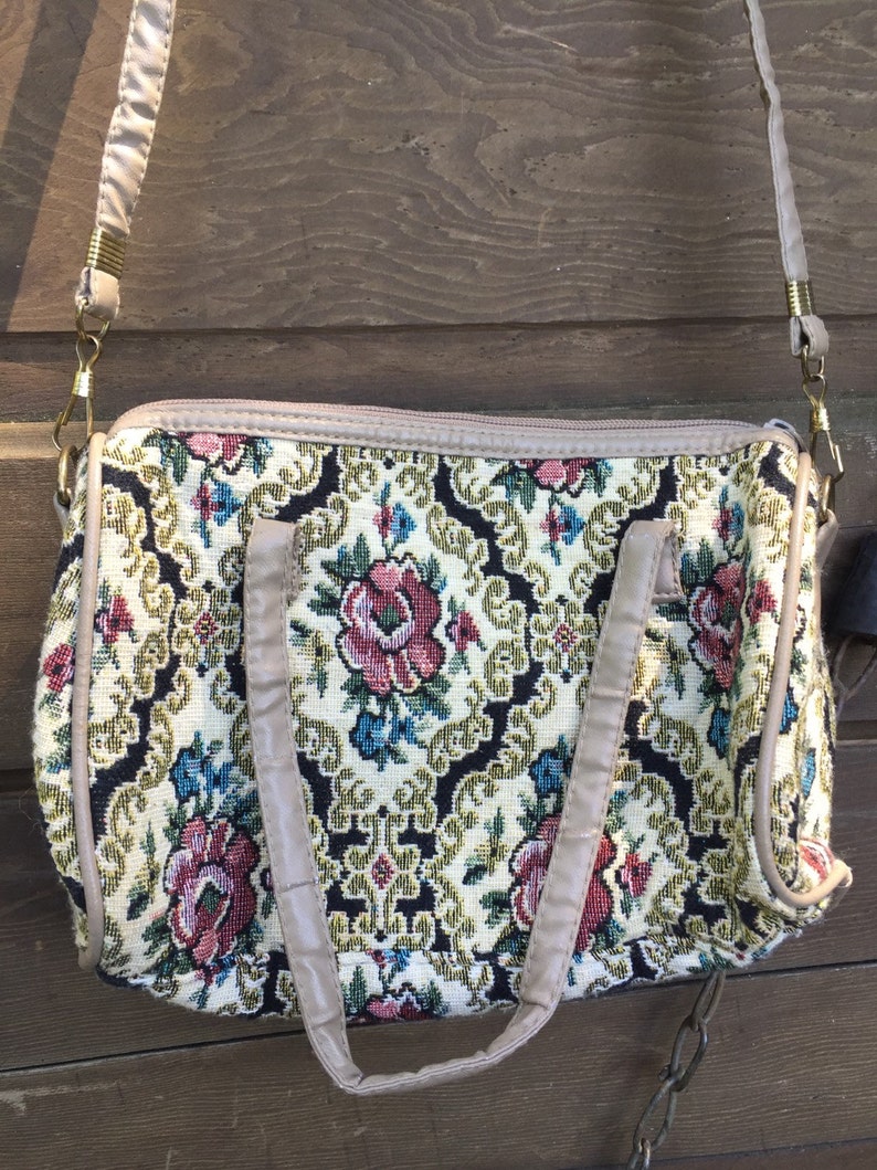 Adorable Vintage Small Tapestry Cross Body Purse by American Heritage