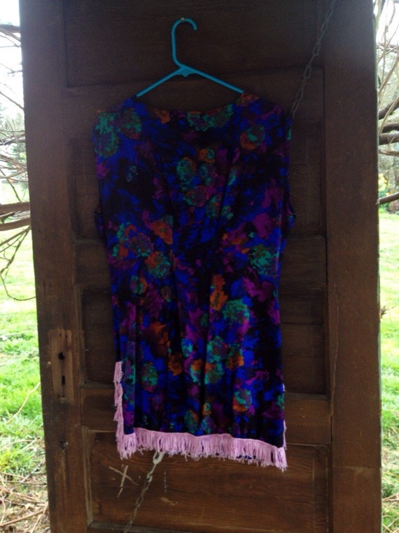 Vintage 60’s Mod Floral Print Purple Fringed Flap… - image 3