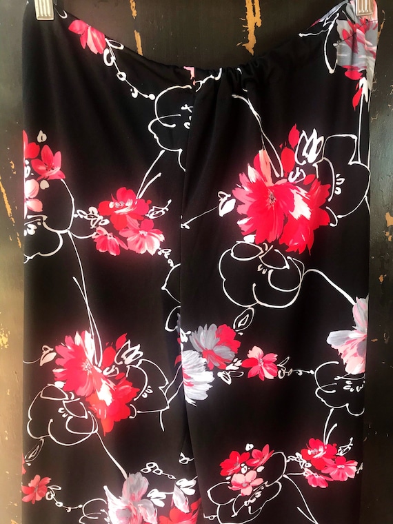 Vintage 70's Black and Floral Polyester High Wais… - image 6