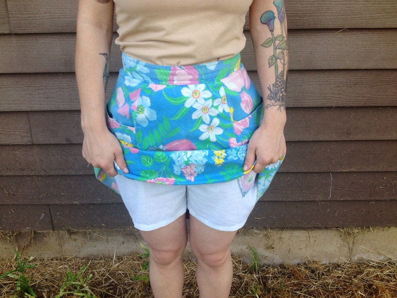 Vintage 50's Highwaisted Floral Skirt With Hidden Shorts by Activair