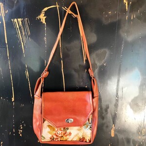 vintage 60's/70's Floral Velour Tapestry Faux Leather Crossbody Purse