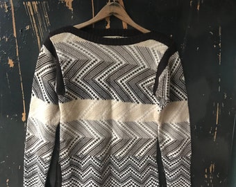 Vintage 60’s Brown Tone Vertical Chevron Pullover Sweater by Coll Agedress size Youth large