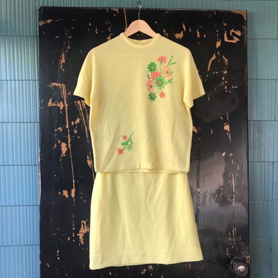 Vintage 70's Mod Yellow Terry Cloth with Floral De