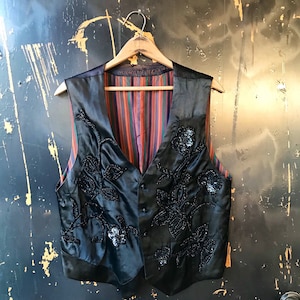 Vintage 1979 Men’s Hand Beaded Black Floral Fancy Formal Vest size Medium Special OOAK