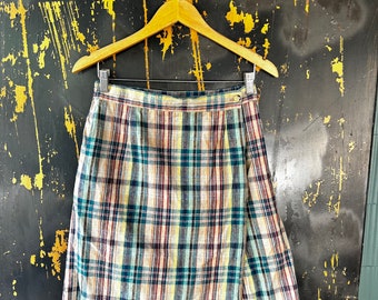 Vintage 90’s High Waisted Beige and Green Tone Plaid Linen Wrap Skort by Fundamental Things Size 10