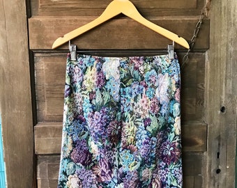 Vintage 90er Jahre Hoch taillierter Blumen Gobelin Bleistiftrock von The Limited Größe 27