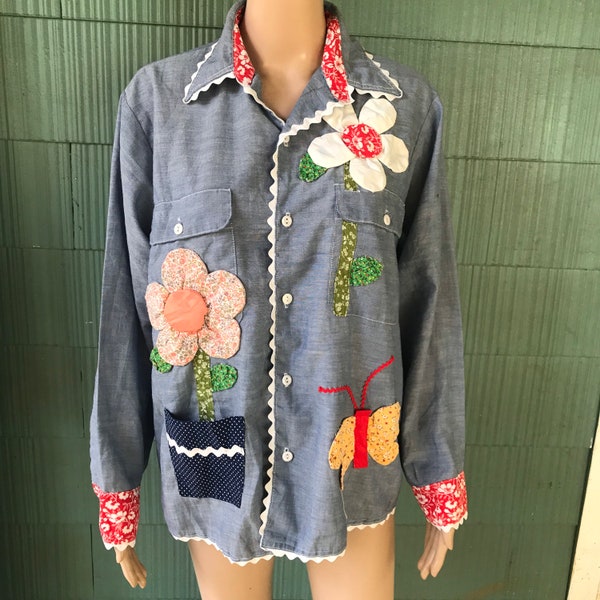 Garden Muse Embroidered Graphic Top