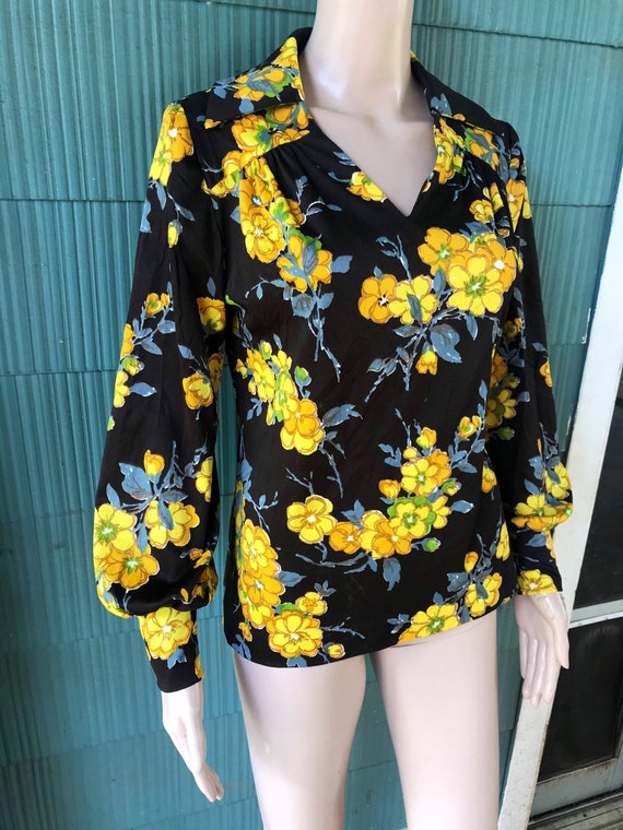 Vintage 70's Mod Black with Yellow Floral Long Po… - image 8