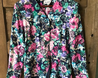 Top tipo americana con estampado floral vintage de los años 80 de Evanna talla grande
