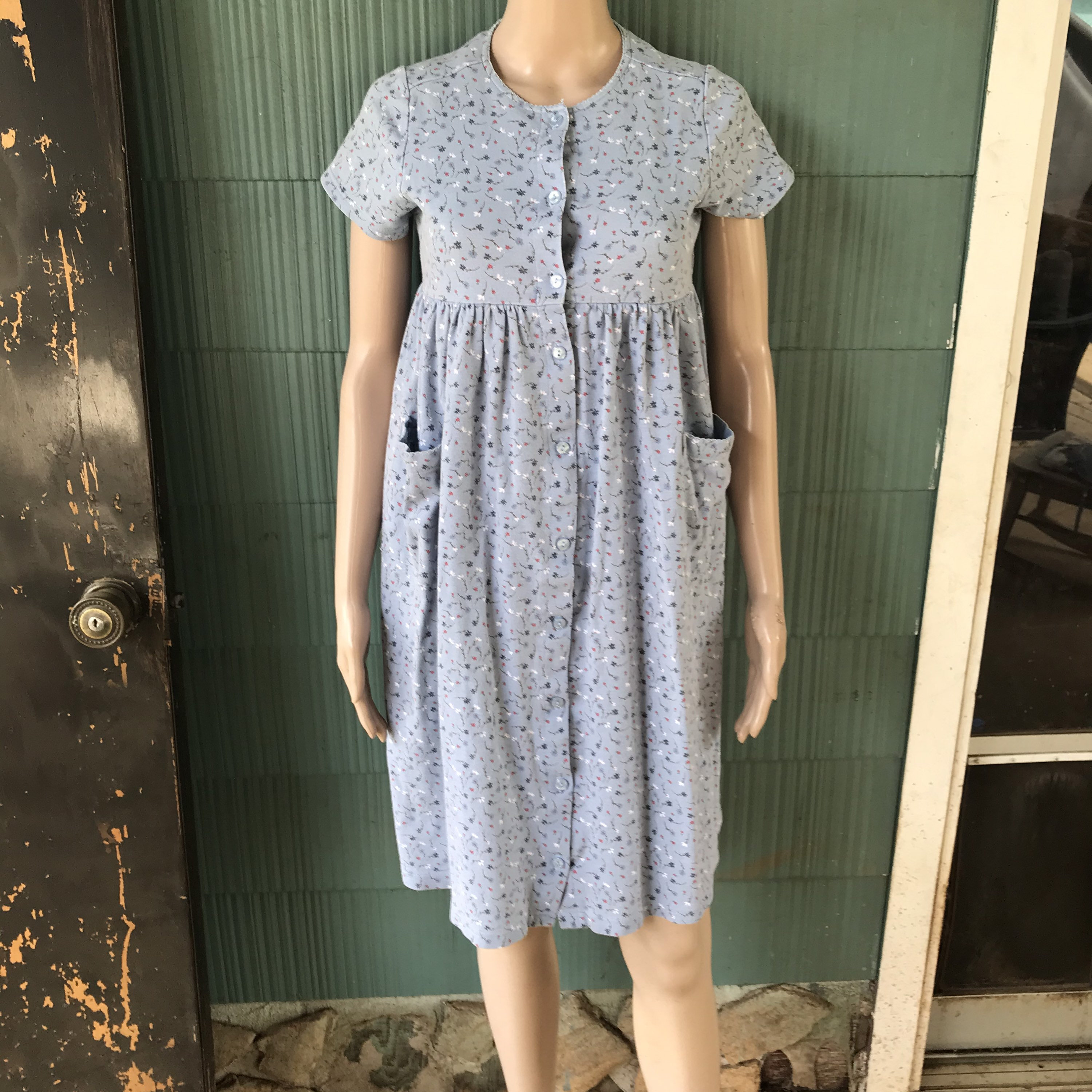 Treat urself Floral vintage like dress