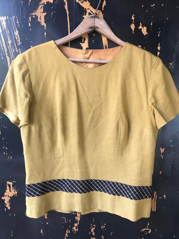 Vintage 60's Mod Mustard Yellow Tshirt Blouse/Top… - image 4