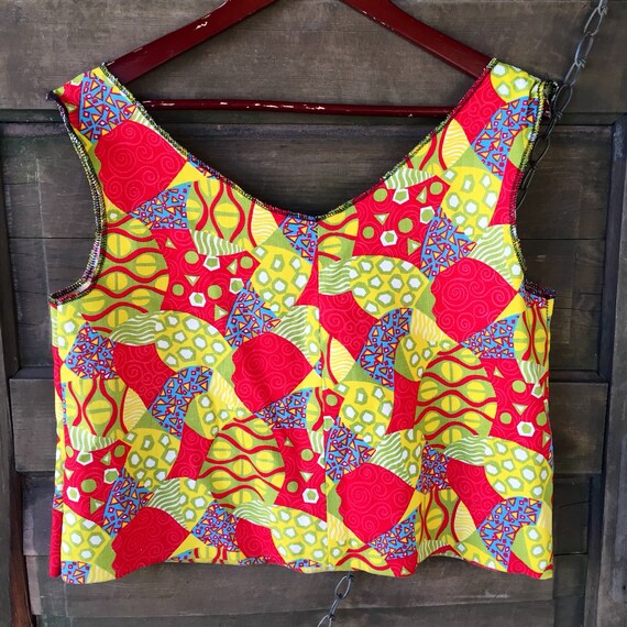 Vintage 60's Groovy Mod Abstract Print Crop Top T… - image 4