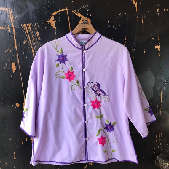 Vintage 70's Lavender Embroidered Butterflies and… - image 1