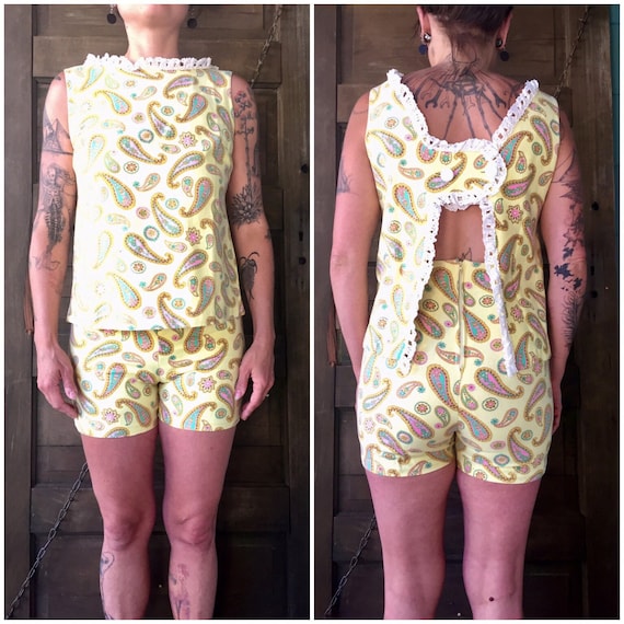 Vintage 50's/60's Yellow Paisley High Waisted Shor