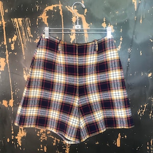 Vintage 60’s/70&#39;s Mod High Waisted Beige and Brown Wool Feel Plaid Shorts size 25”