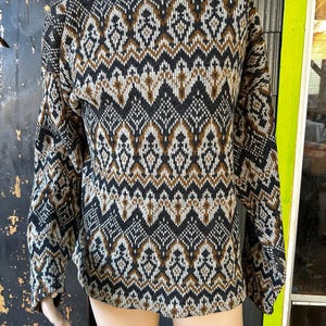 Vintage Elaborate Design Shetland Wool Knit Wool Pullover Sweater RARE