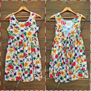 Vintage 90&#39;s Checkered Sunflower Cherry Print Mini Dress with Appliqué Neckline Size Small