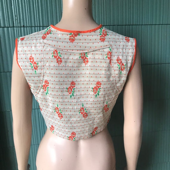 Vintage 60's Groovy Mod Abstract Print Crop Top T… - image 2